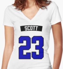 Nathan Scott 23 Jersey Shirt mit V-Ausschnitt