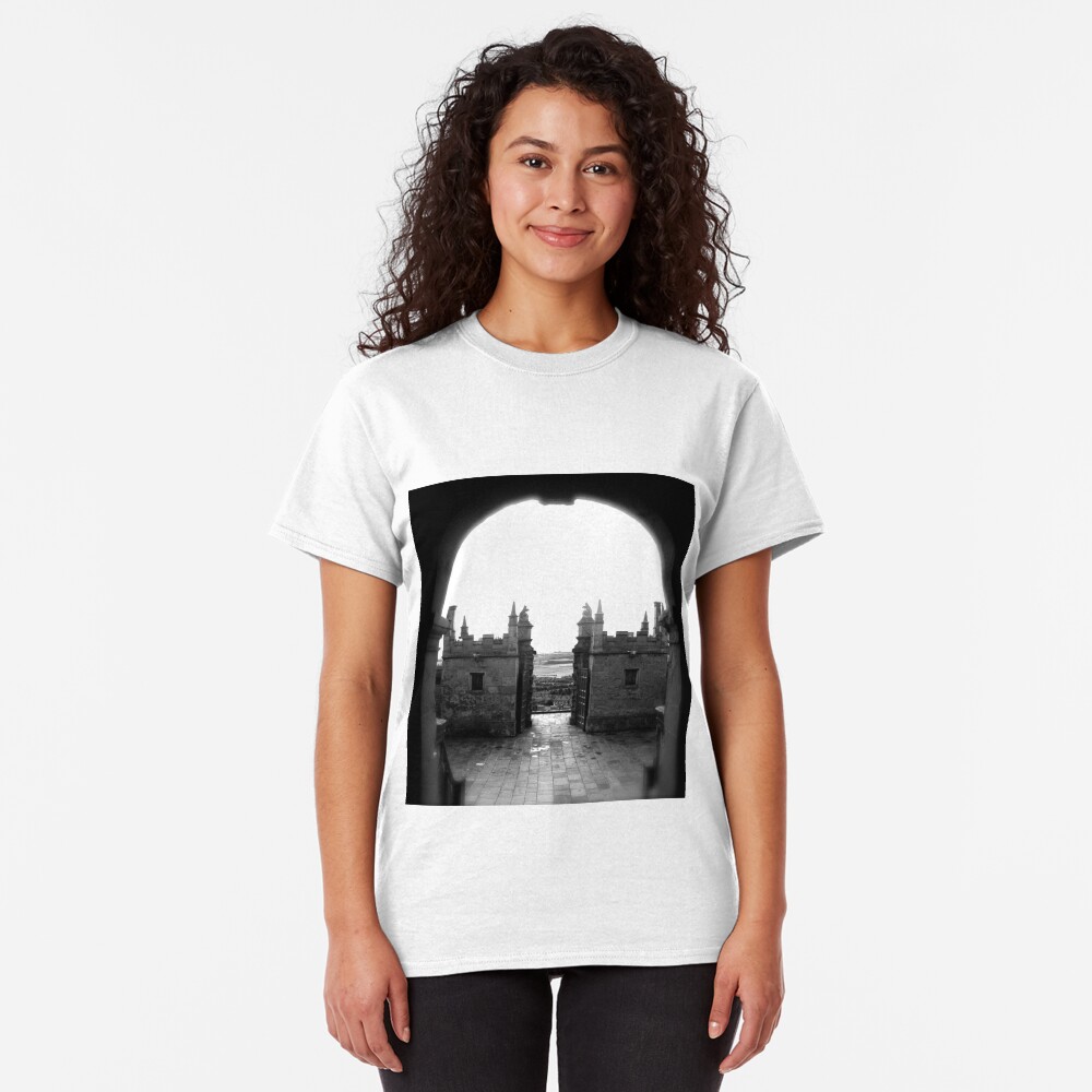 Little Castle entrance, Bolsover Classic T-Shirt