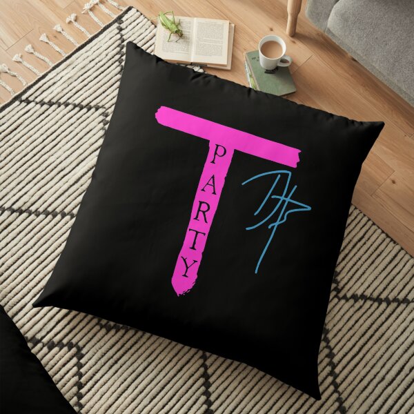 Daz Games m-erch daz Black t Signature t Party Gifts For Fans, For Men and Women Floor Pillow