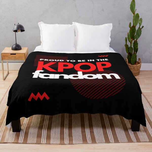 Artikelvorschau, Stolz darauf, im Kpop Fandom zu sein entworfen und verkauft von Kpop Seoul Shop.