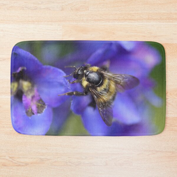 Item preview, Bombus hortorum On Delphinium sp. designed and sold by Mythos57.