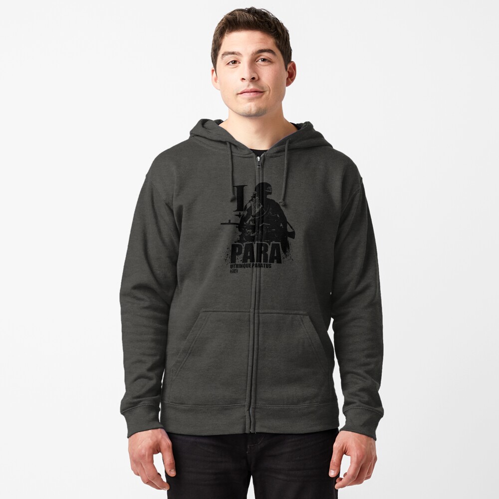 Vista previa del artículo con la obra «Sudadera con capucha y cremallera», diseñado y vendido por StrongVlad.