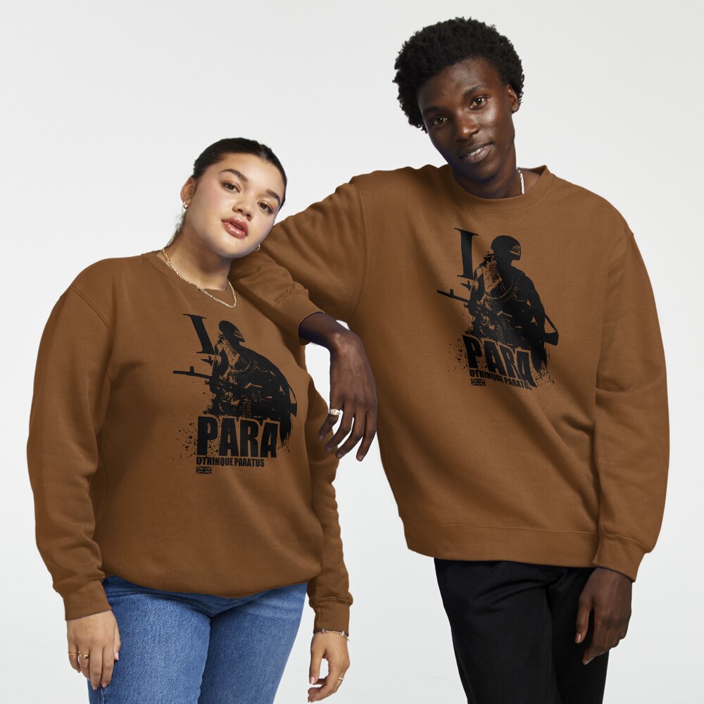Vista previa del artículo con la obra «Sudadera sin capucha», diseñado y vendido por StrongVlad.