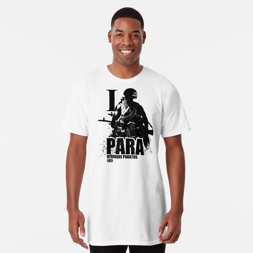 Vista previa del artículo con la obra «Camiseta larga», diseñado y vendido por StrongVlad.