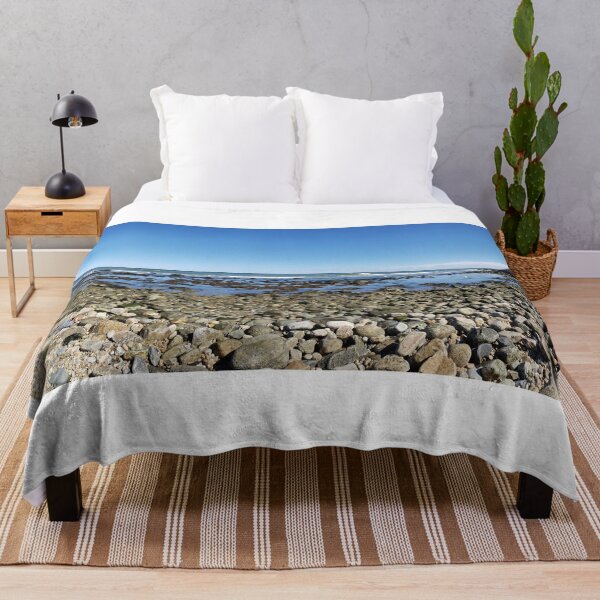 Item preview, Costa rocosa sobre Montauk designed and sold by RotondoArt.