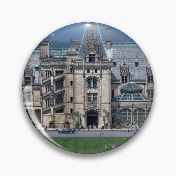 Artikelvorschau, Biltmore House entworfen und verkauft von Savannah Gibbs.