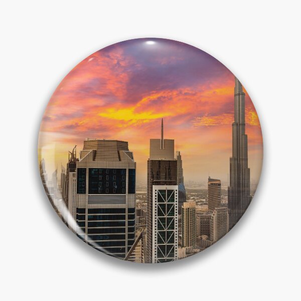 Aperçu de l'œuvre Coucher de soleil du centre-ville de Dubaï créée et vendue par PickCreation.