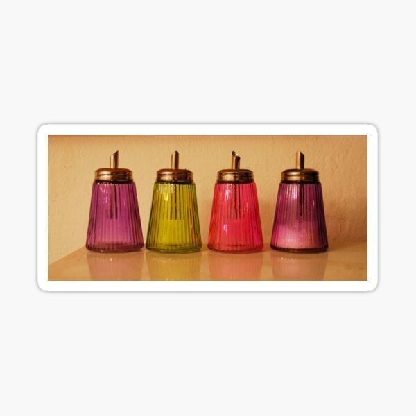 Vista previa del artículo con la obra «Antique Sugar Dispensers», diseñado y vendido por jojobob.