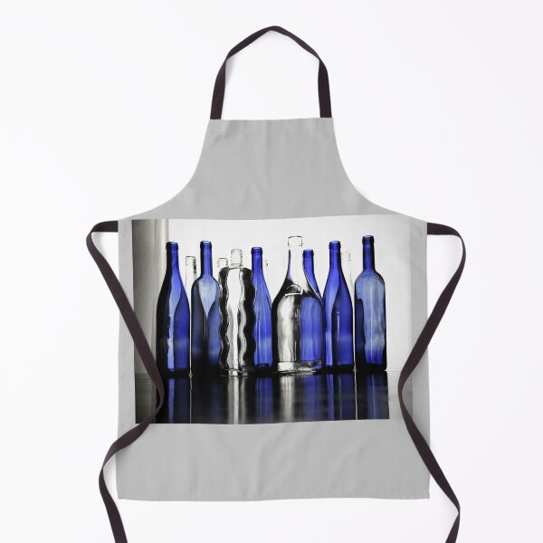 Aperçu de l'œuvre Bouteilles en cobalt créée et vendue par Savannah Gibbs.