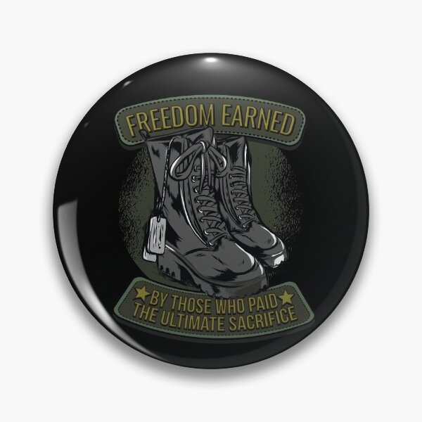 Artikelvorschau, Freedom Earned Those Who Paid Ultimate Sacrifice Veteran Gear entworfen und verkauft von DynamicDesign.