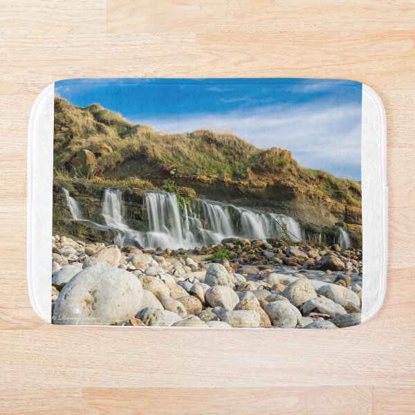Artikelvorschau, Wasserfall bei Osmington Mills entworfen und verkauft von Dannyhowe81.
