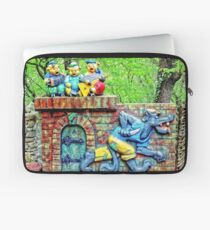 Three Little Cheerful Pigs Laptop Sleeve
