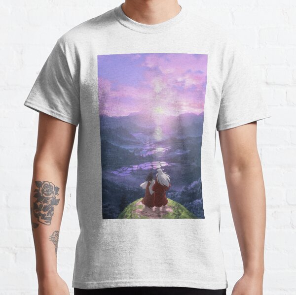 cielo púrpura en la montaña Camiseta clásica