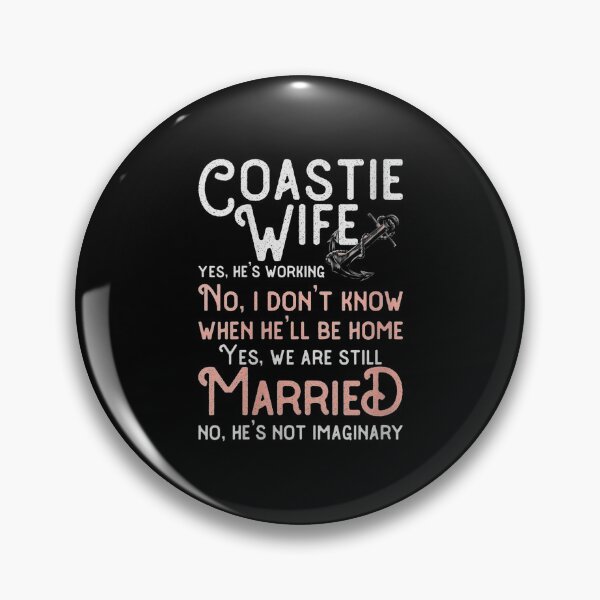 Artikelvorschau, Womens Coastie Wife US-Küstenwache USCG Ja, er arbeitet mit V-Ausschnitt entworfen und verkauft von Laren-Fashion.