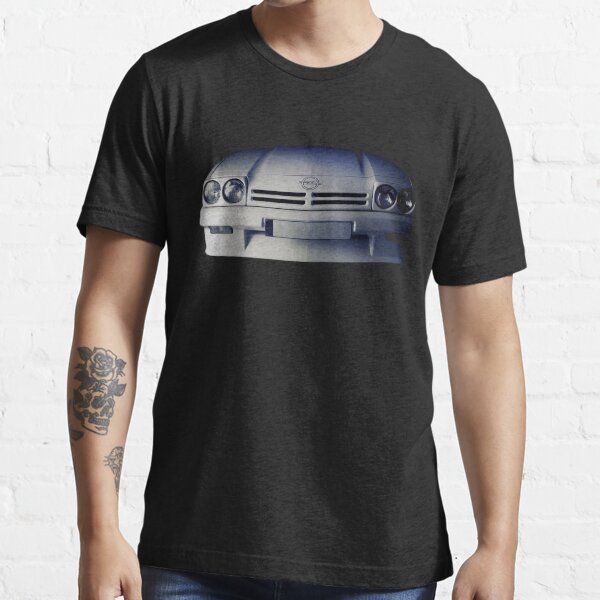 Manta Front Essential T-Shirt