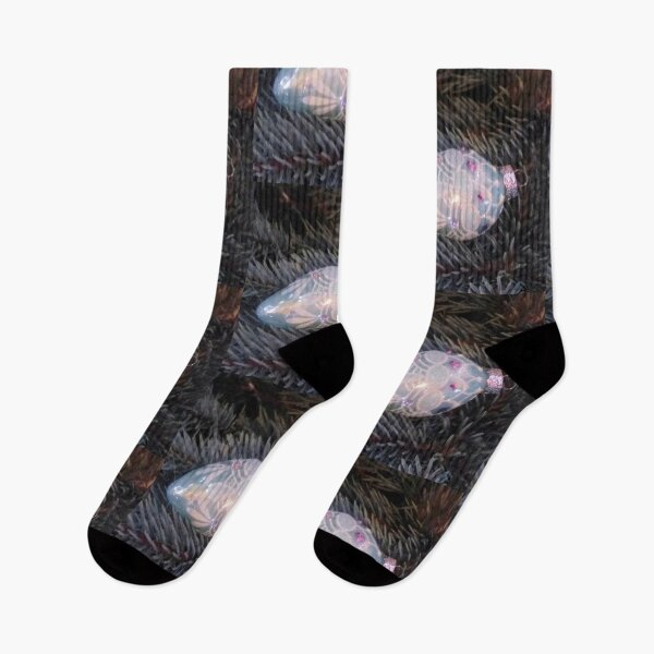 Artikelvorschau, Weihnachtskugel entworfen und verkauft von TreacleDesigns.