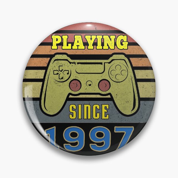 Artikelvorschau, Spielen seit 1997 - Vintage Gaming Controller - Geboren 1997 entworfen und verkauft von looklock.