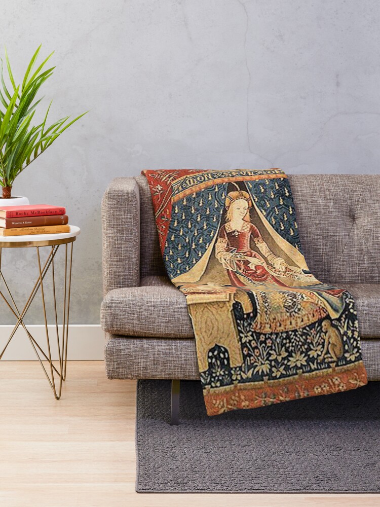 Alternate view of The Lady and the Unicorn: La Dame à la licorne Throw Blanket