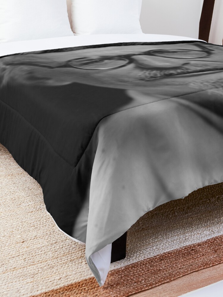 Alternate view of Lev Davidovich Bronstein, better known as Leon Trotsky, Revolutionary Comforter