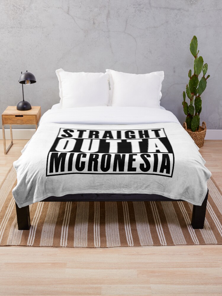 Imagen 1 de 6, Manta con la obra Directamente de Micronesia, diseñada y vendida por RandomStuffShop.
