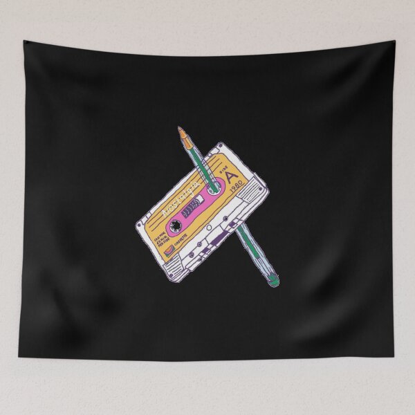 Artikelvorschau, Alte Funky Neon Kassette mit schwarzem Band entworfen und verkauft von Opal Print.