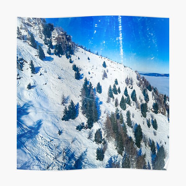 Encadrée Imprimer-Rainbow sur une gamme de montagne enneigée Photo Poster escalade art