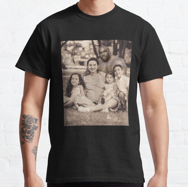 Barry Wood Family Photo Classic T-Shirt