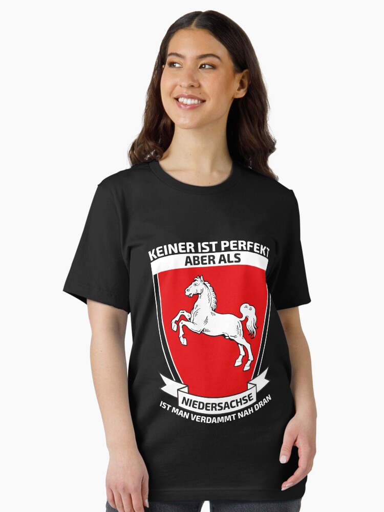 Thumbnail 1 von 7, Essential T-Shirt, Perfekte Niedersachsen designt und verkauft von dynamitfrosch.