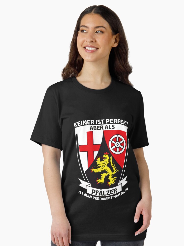 Thumbnail 2 von 7, Essential T-Shirt, Perfekte Pfälzer designt und verkauft von dynamitfrosch.