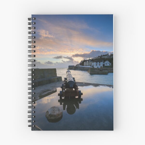 Aperçu de l'œuvre Porthleven Canon at sunset créée et vendue par bitm2007.