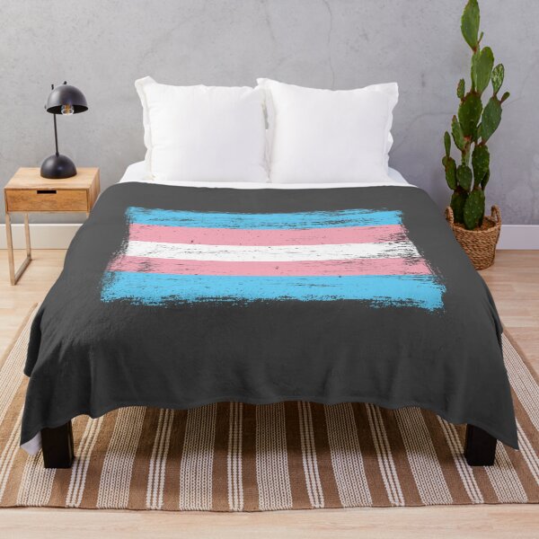 Artikelvorschau, Transgender Pride Flag - Vintage Farbe entworfen und verkauft von UBUCO.