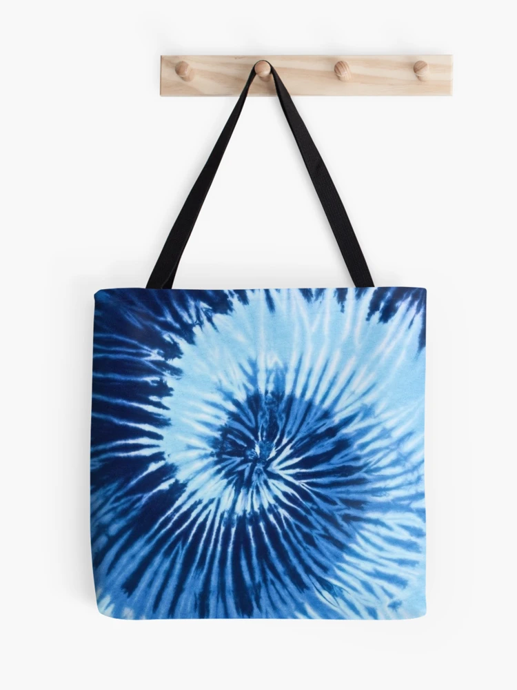 ★TOUT Y EST★ Mmlg DAY TOTE TYEDIE PARA BLUE MMLGBC1A013 All Day Tote by Sweaty Betty - FabFitFun