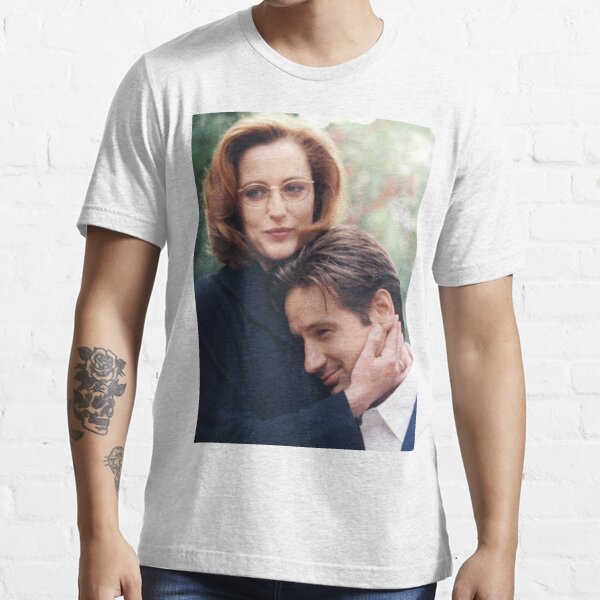 scully x Essential T-Shirt for Sale by Luckythelab | Redbubble