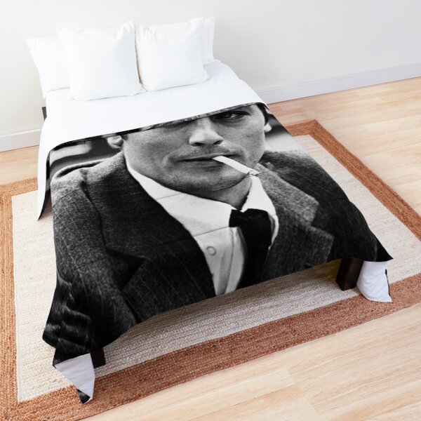 Alain Delon smoking Comforter