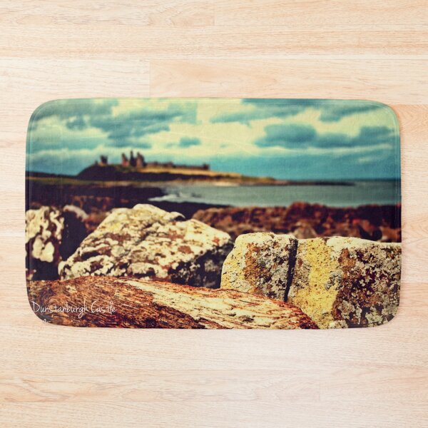 Item preview, Castillo de Dunstanburgh en Northumberland designed and sold by Matthew Mason.
