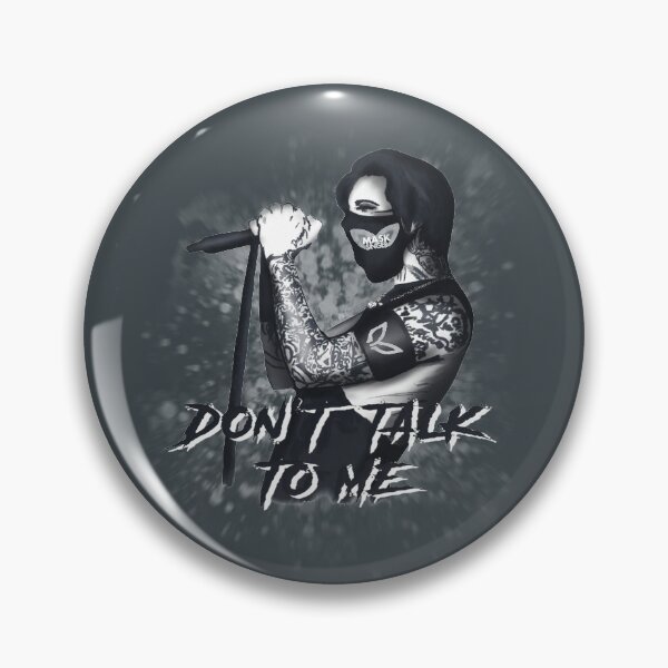 Singing with the mask ... Pin