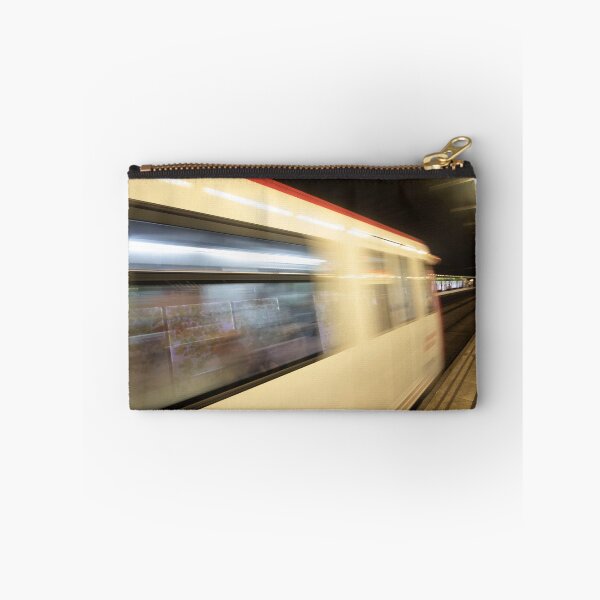 Artikelvorschau, Metro entworfen und verkauft von Nigel Maudsley.
