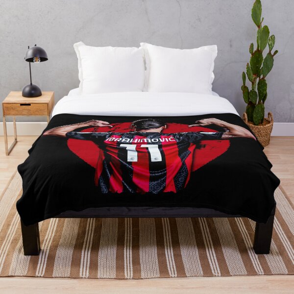 Zlatan Ibrahimovic Ac Milan Duvet Cover for Sale by The Fit