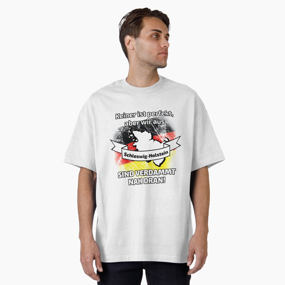 Artikel-Vorschau von Oversized T-Shirt, designt und verkauft von dynamitfrosch.