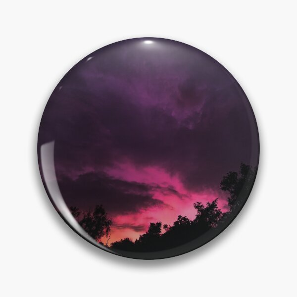 Aperçu de l'œuvre Beau coucher de soleil violet créée et vendue par Bryan Isaac Lee.