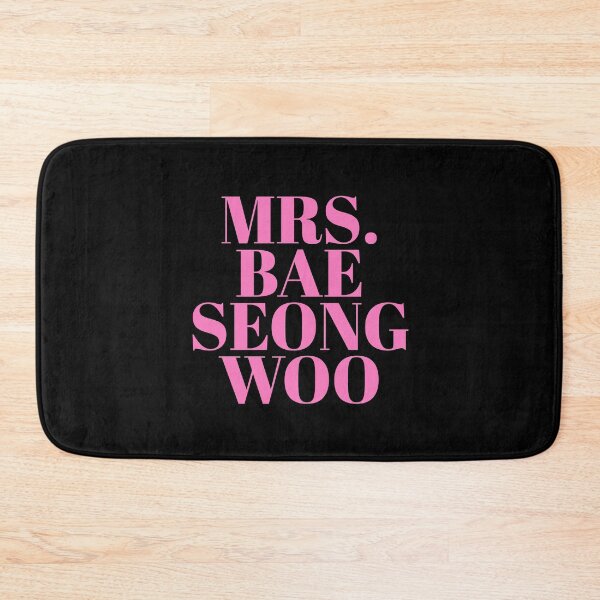 Item preview, Sra. Bae Seong Woo designed and sold by doctors-apparel.