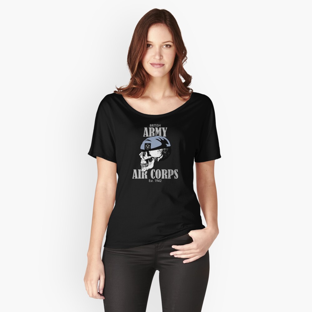 Vista previa del artículo con la obra «Camiseta ancha», diseñado y vendido por StrongVlad.
