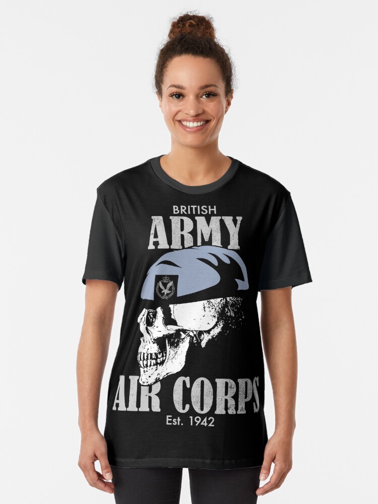 Imagen 2 de 5, Camiseta gráfica con la obra Cuerpo Aéreo del Ejército (en dificultades), diseñada y vendida por StrongVlad.