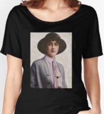 A Young Agatha Christie Women's Relaxed Fit T-Shirt
