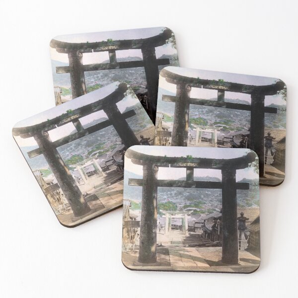 Artikelvorschau, Osuwa-Tempeltor aus dem 19. Jahrhundert in Nagasaki, Japan entworfen und verkauft von retrophotoworks.