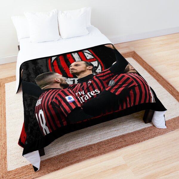 Zlatan Ibrahimovic Ac Milan Duvet Cover for Sale by The Fit