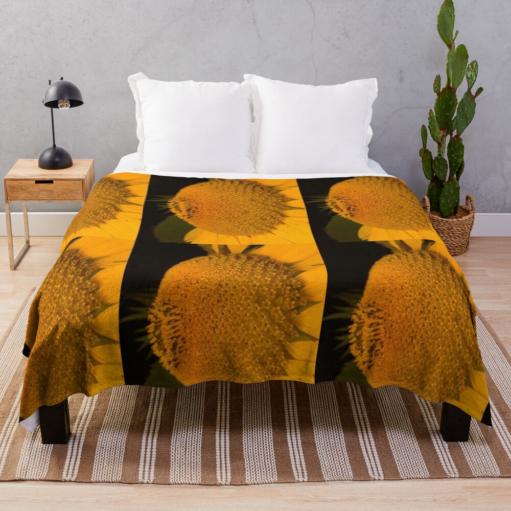 The little tournasol By Yannis Lobaina Throw Blanket