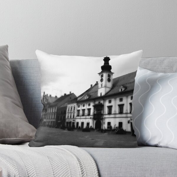 Artikelvorschau, Maribor Square Schwarz und Weiß entworfen und verkauft von MarkoMitic.