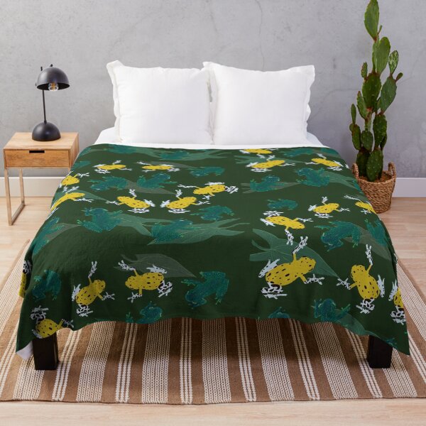 Frogs & Leaves Pattern Throw Blanket