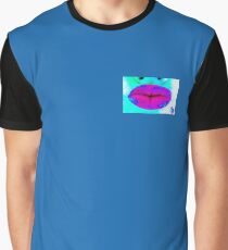 Cataleas Kiss Graphic T-Shirt